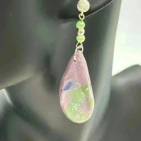 🆕 Handmade one of a kind faux stone earrings with bead accent and mica flakes. - Picture 1 of 3
